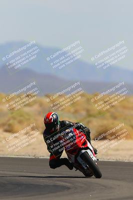 media/Oct-08-2022-SoCal Trackdays (Sat) [[1fc3beec89]]/Turn 16 (125pm)/